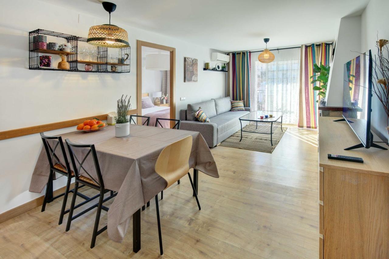 יורט דה מאר Apartament Pau Casals, 2 Min Walk From The Sea & Sea View מראה חיצוני תמונה
